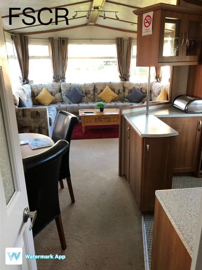 First Steps Caravan Rentals 桑当 外观 照片