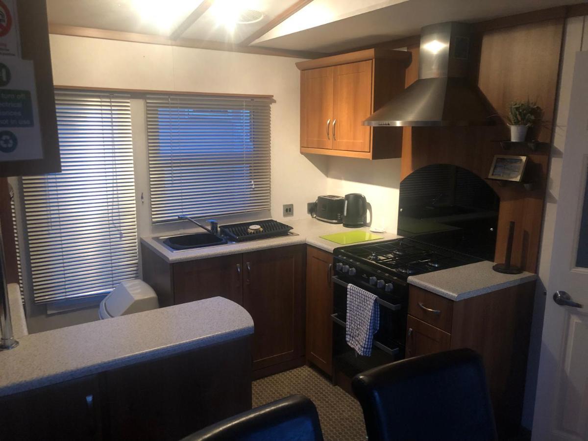 First Steps Caravan Rentals 桑当 外观 照片